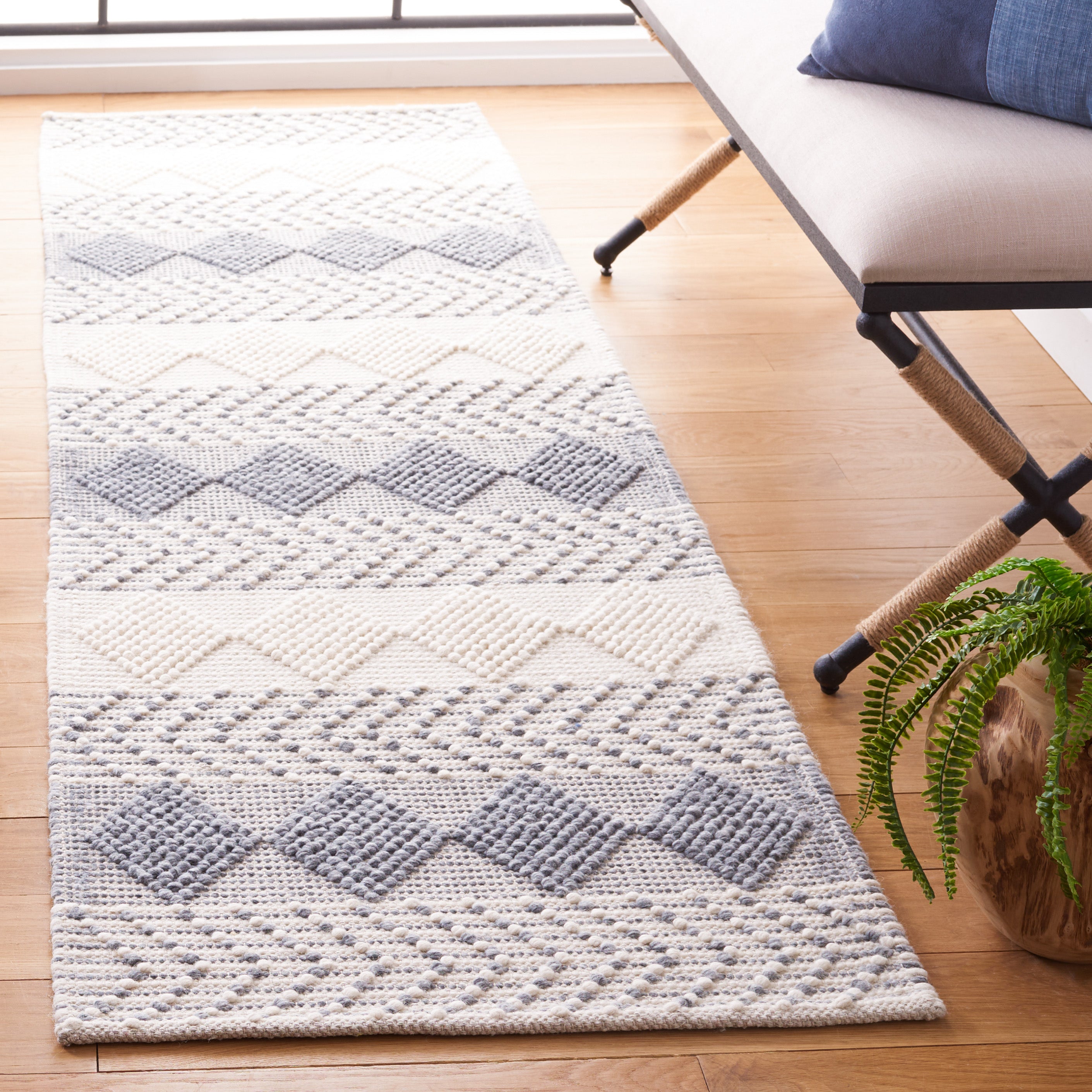 Safavieh Vermont 257 Rug, VRM257 - Grey / Ivory