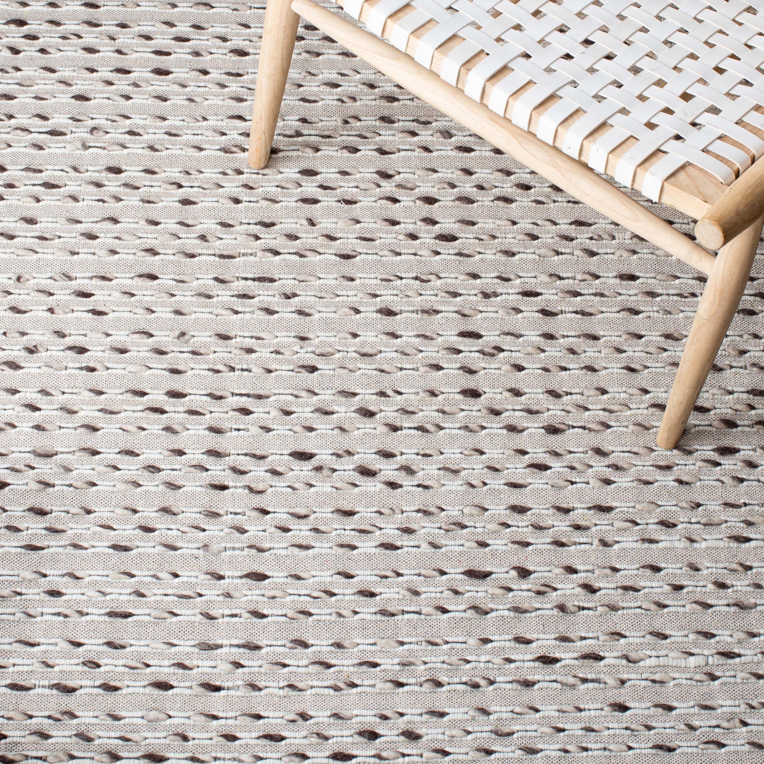 Safavieh Vermont 307 Rug, VRM307 - Ivory
