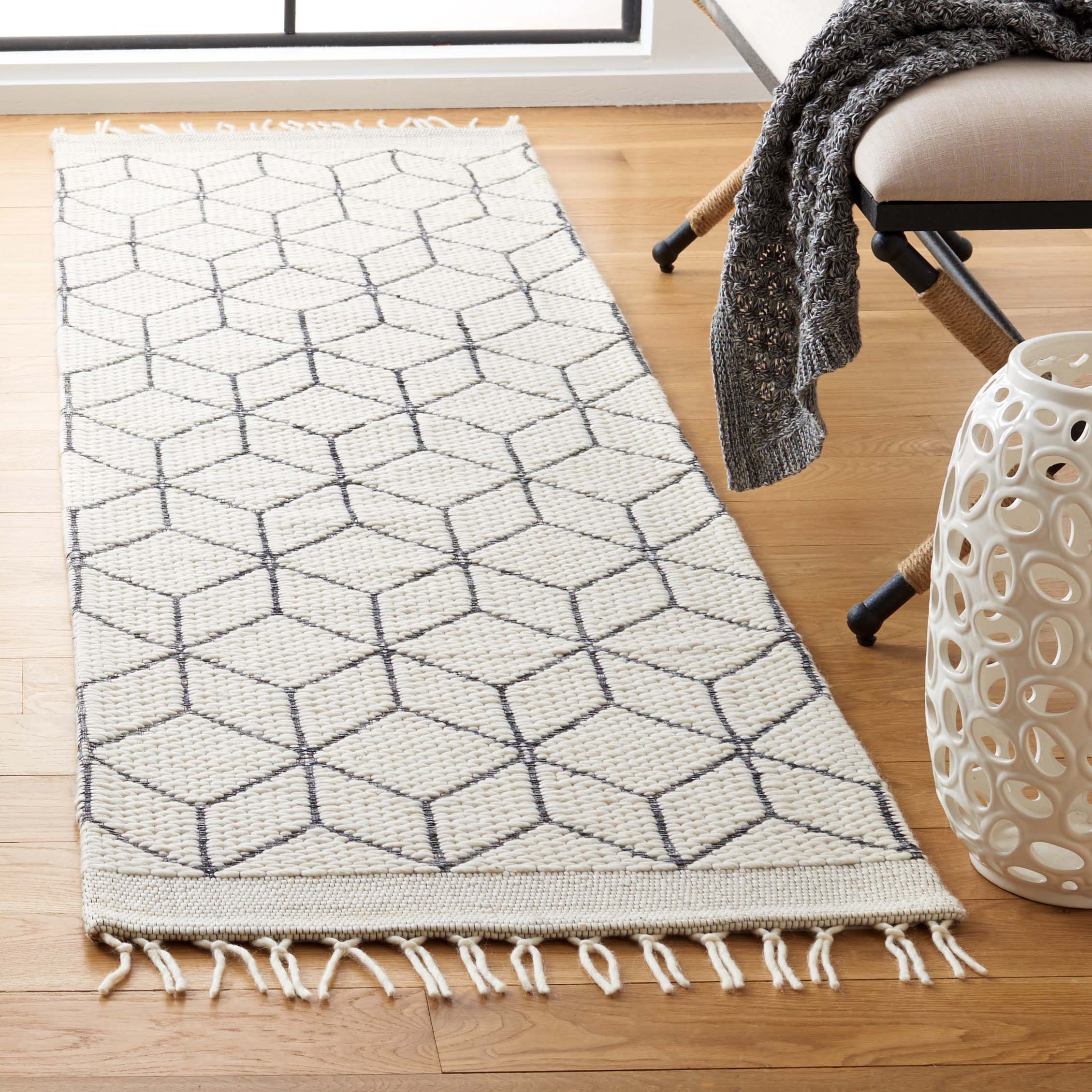 Safavieh Vermont 309 Rug, VRM309 - Ivory