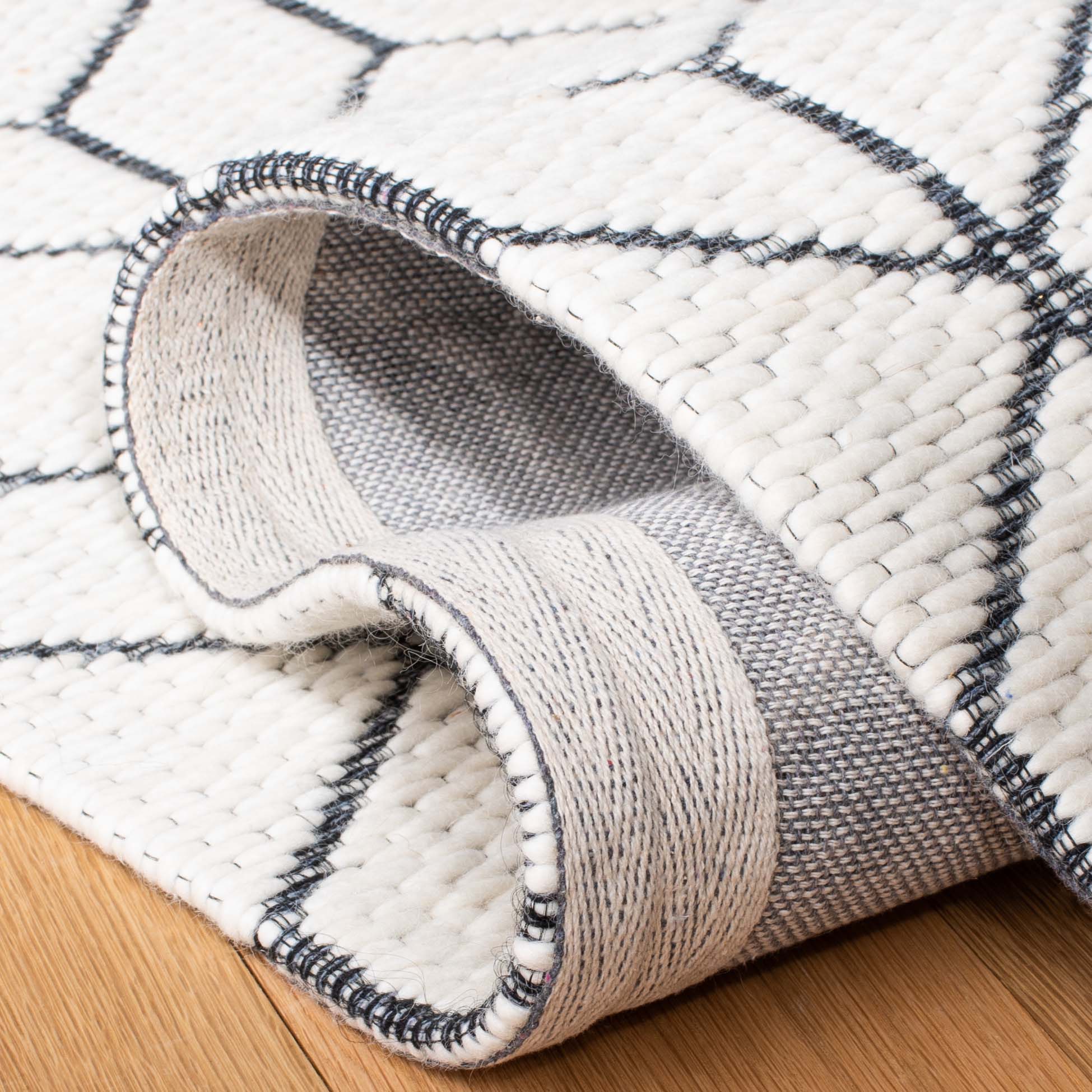 Safavieh Vermont 309 Rug, VRM309 - Ivory