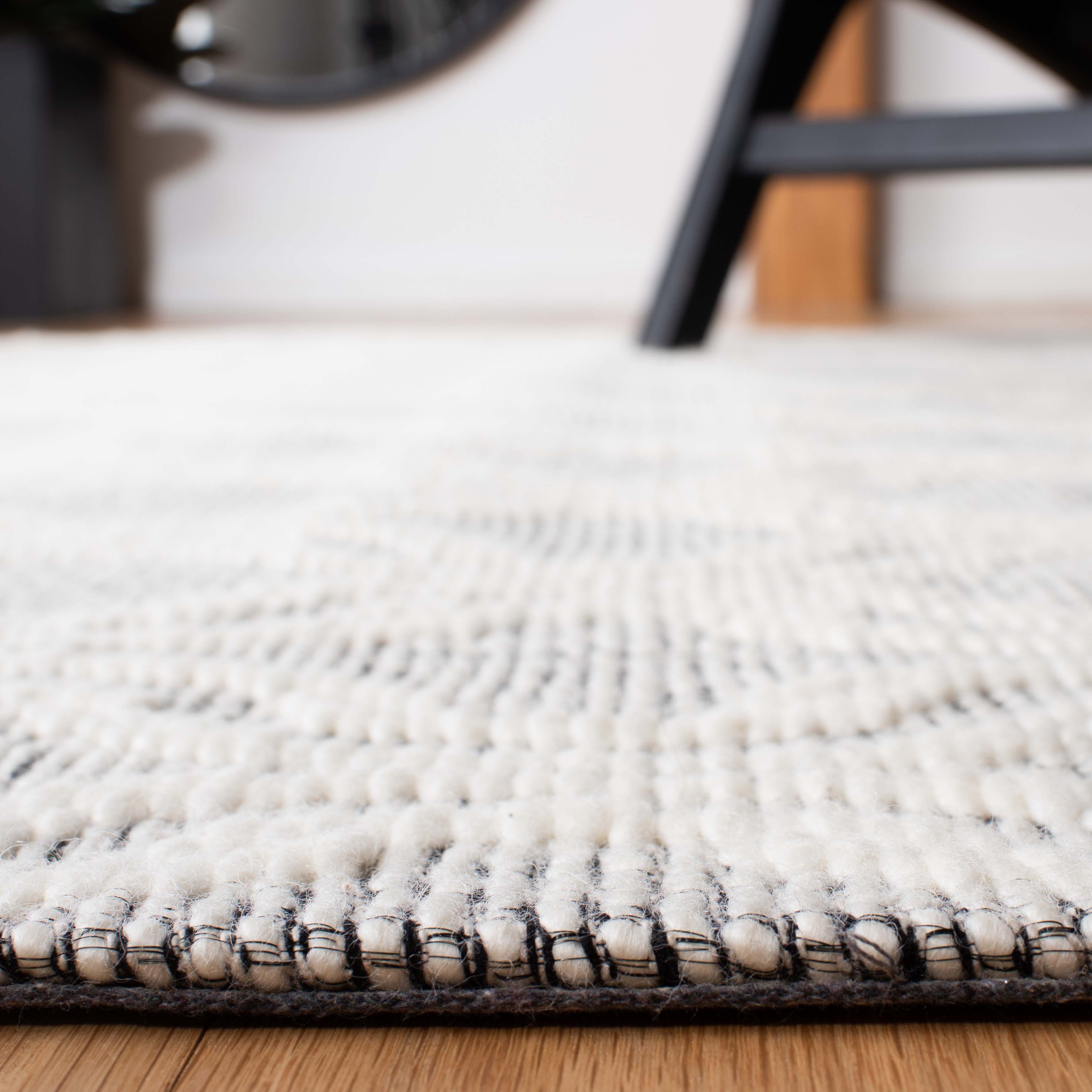 Safavieh Vermont 312 Rug, VRM312 - Ivory