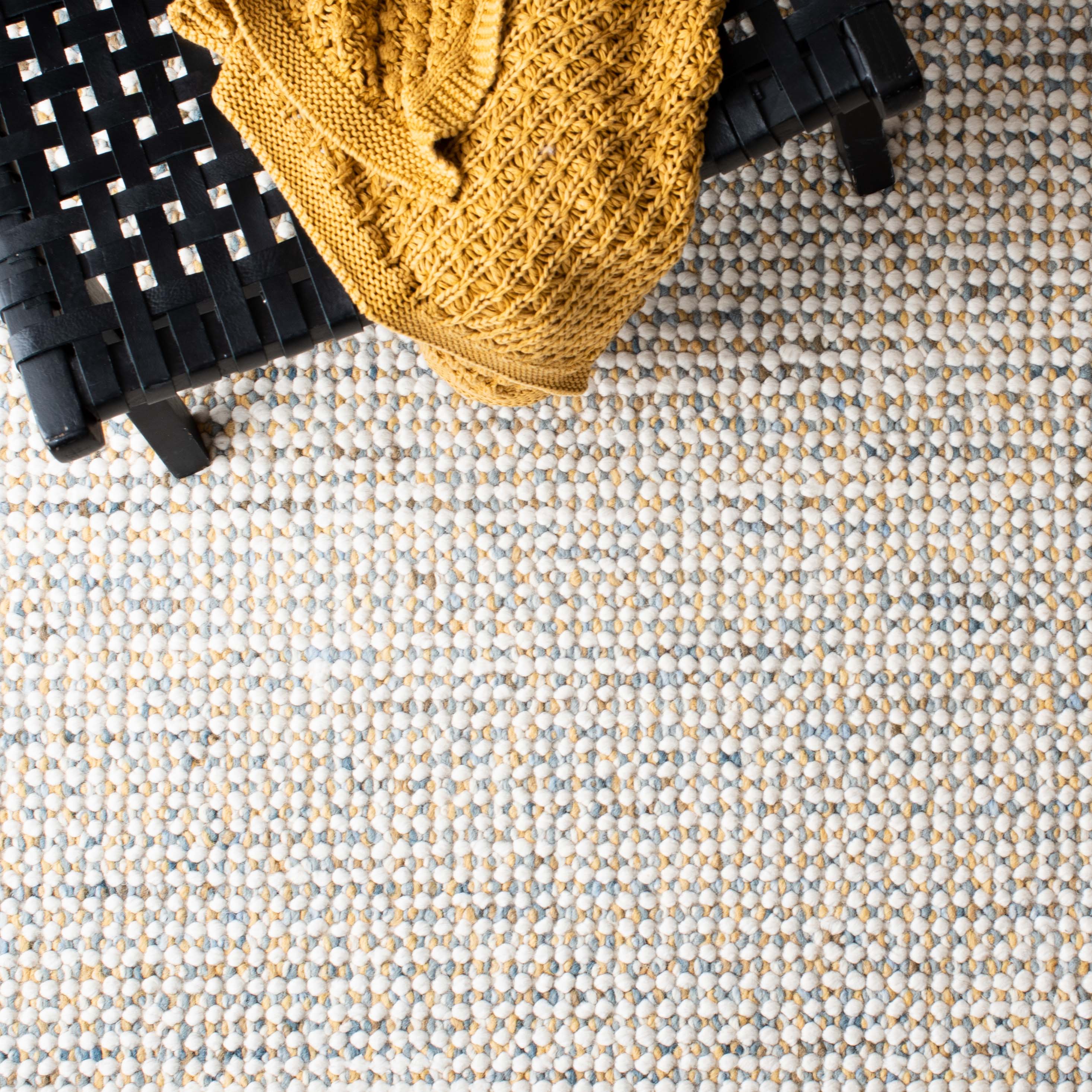 Safavieh Vermont 401 Rug, VRM401 - Dark Gold / Blue