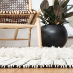 Safavieh Vermont 502 Rug, VRM502 - Ivory / Black