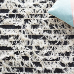 Safavieh Vermont 502 Rug, VRM502 - Ivory / Black