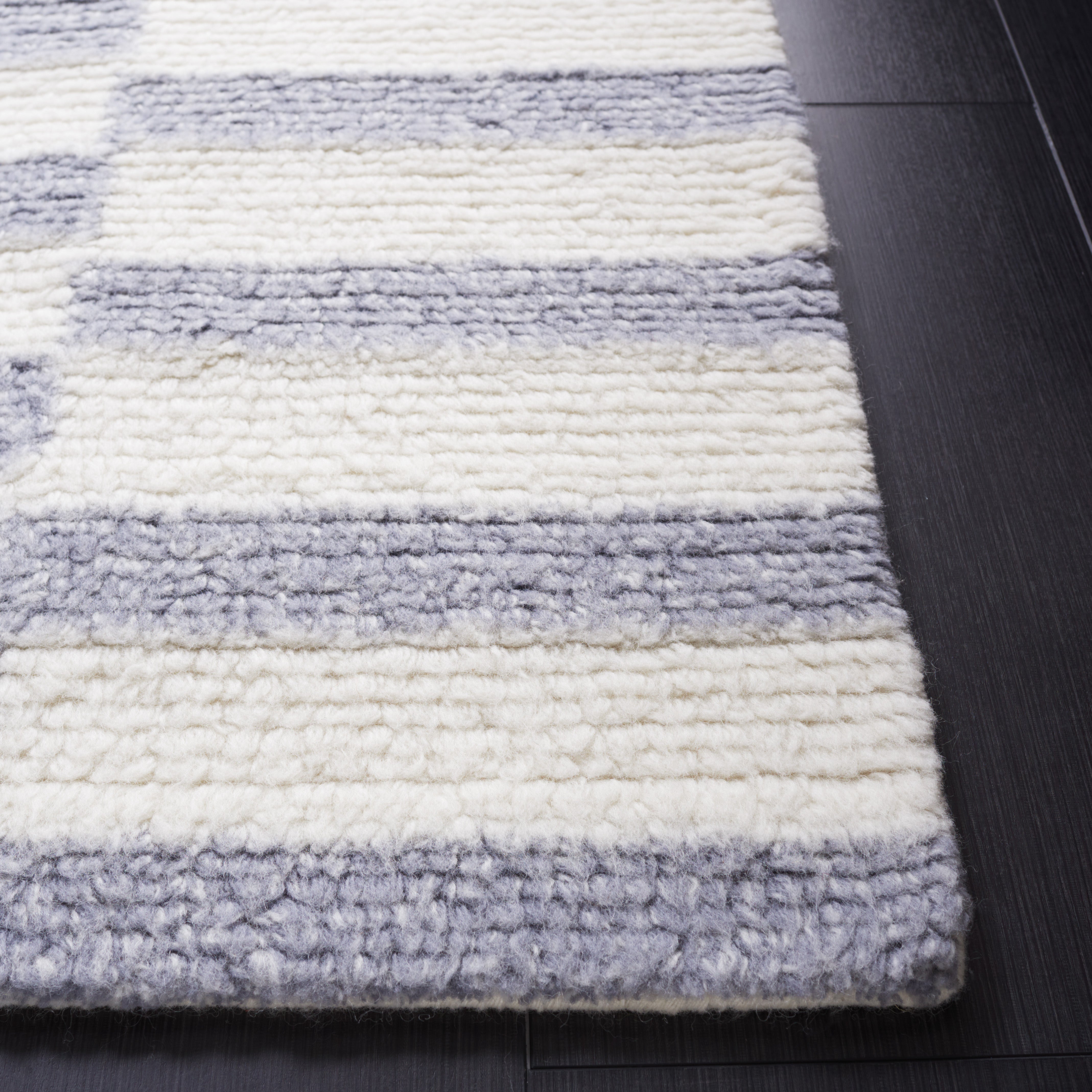 Safavieh Vermont 555 Rug, VRM555 - Ivory / Grey