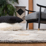 Safavieh Vermont 601 Rug, VRM601 - Gold / Ivory