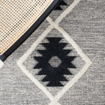 Safavieh Vermont 602 Rug, VRM602 - Black / Ivory