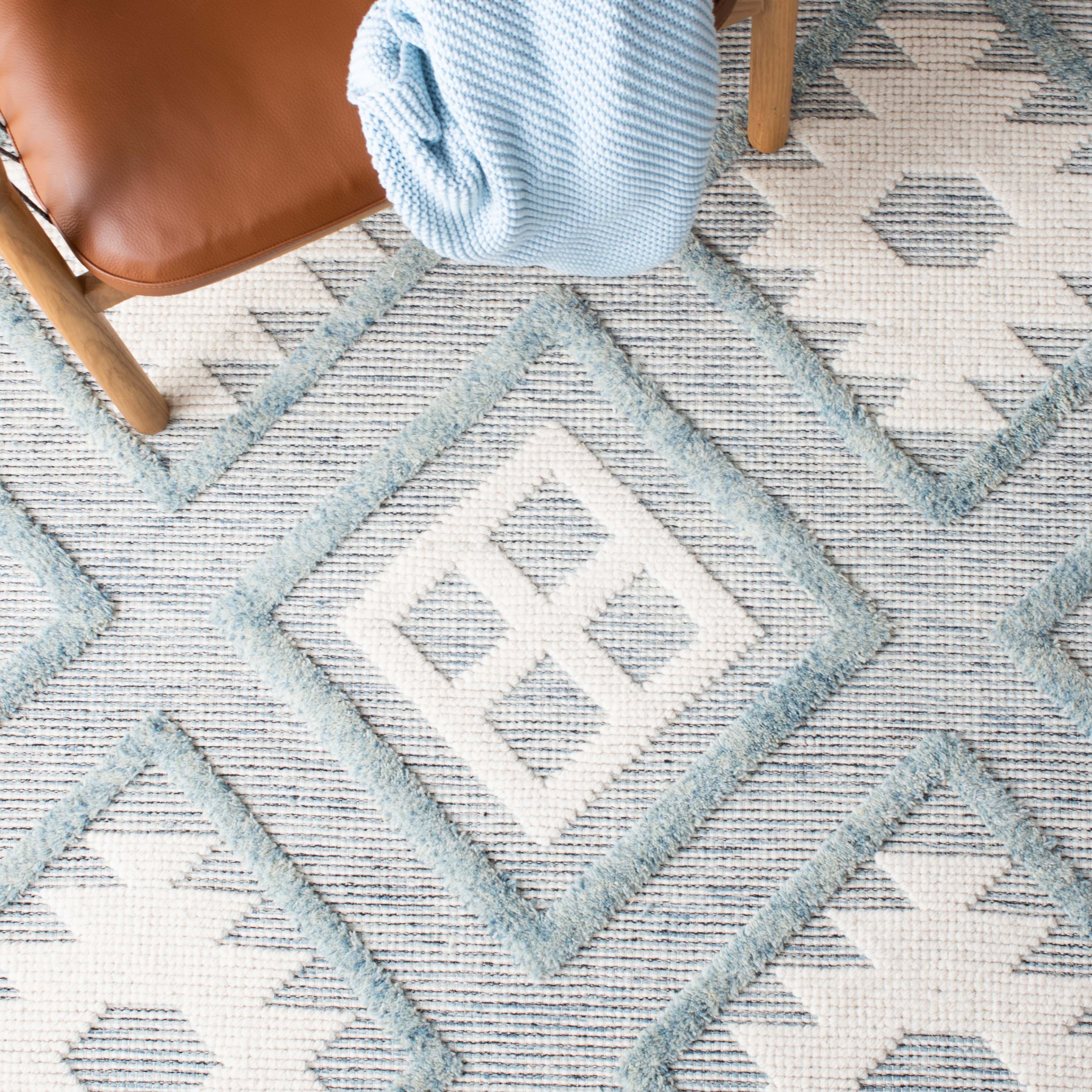 Safavieh Vermont 603 Rug, VRM603 - Blue / Ivory