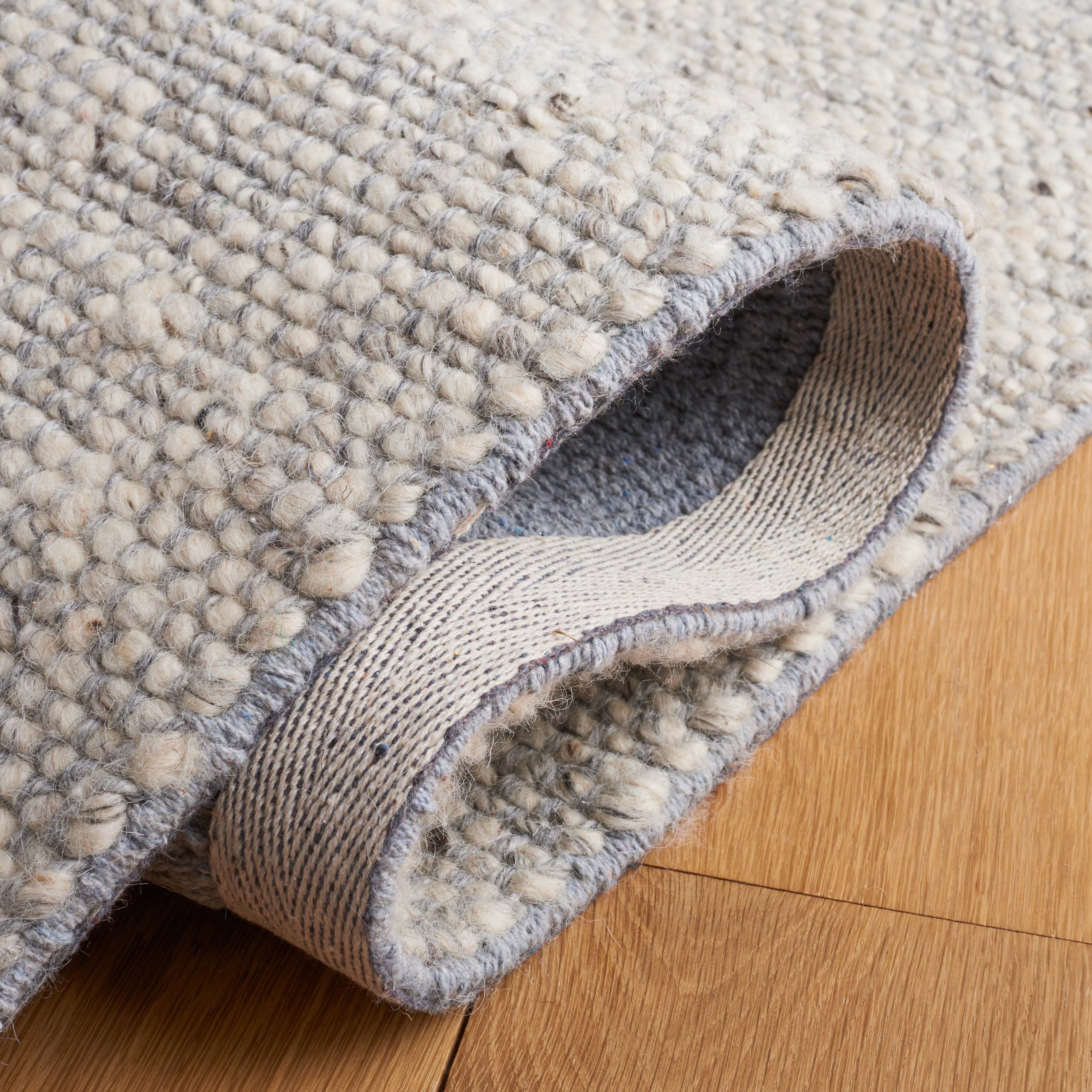 Safavieh Vermont 701 Rug, VRM701 - Ivory / Grey