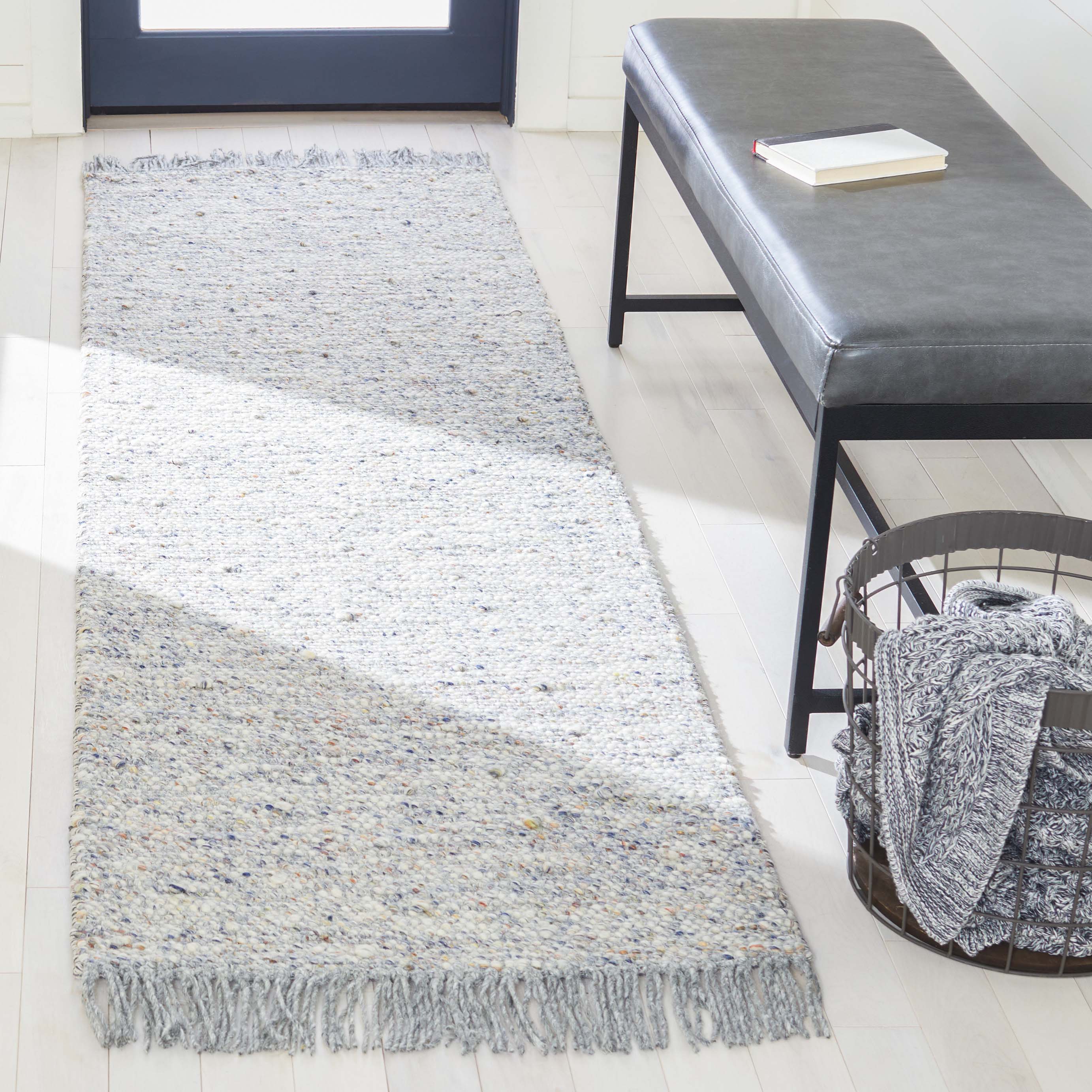Safavieh Vermont 701 Rug, VRM701 - Grey / Ivory