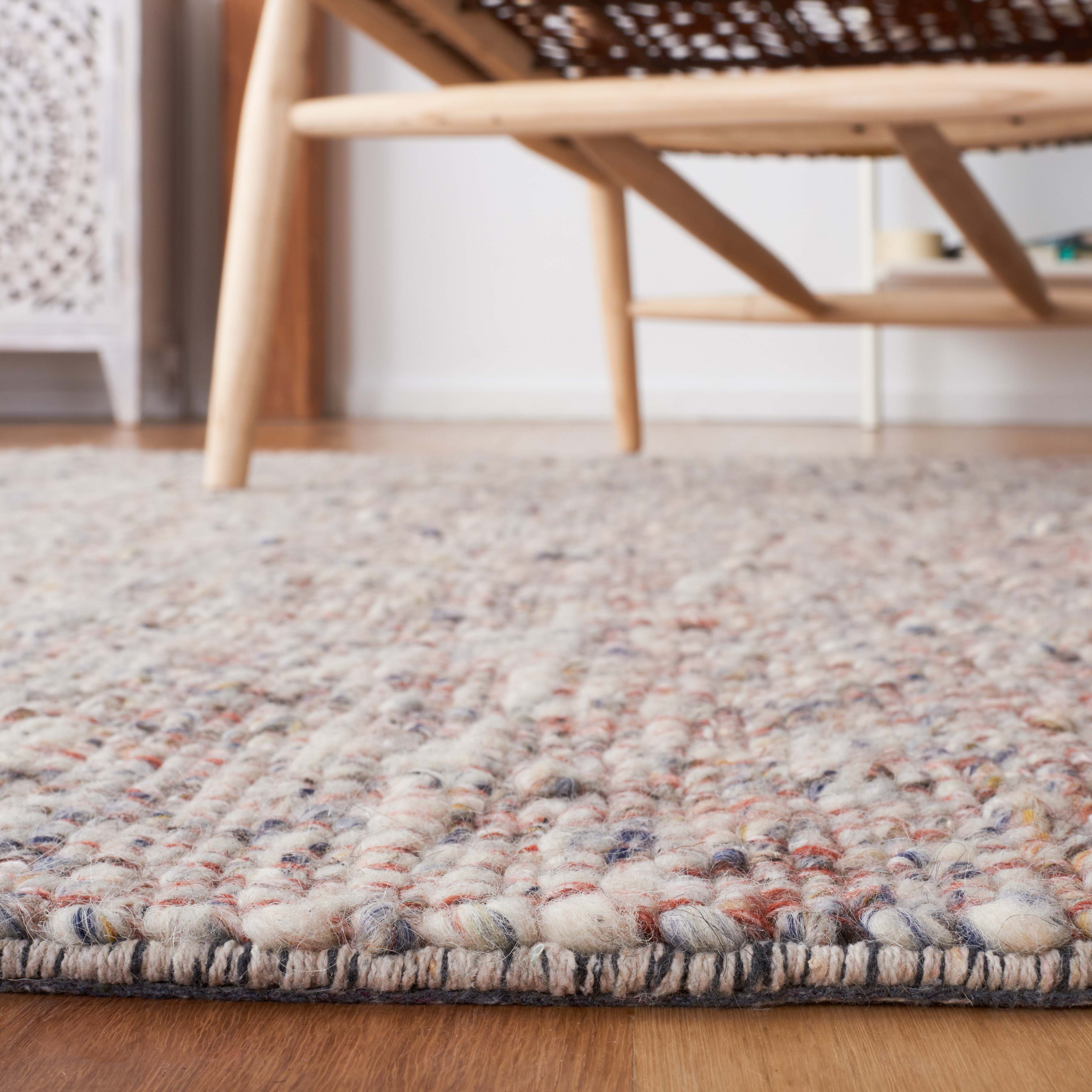 Safavieh Vermont 701 Rug, VRM701 - Grey / Rust