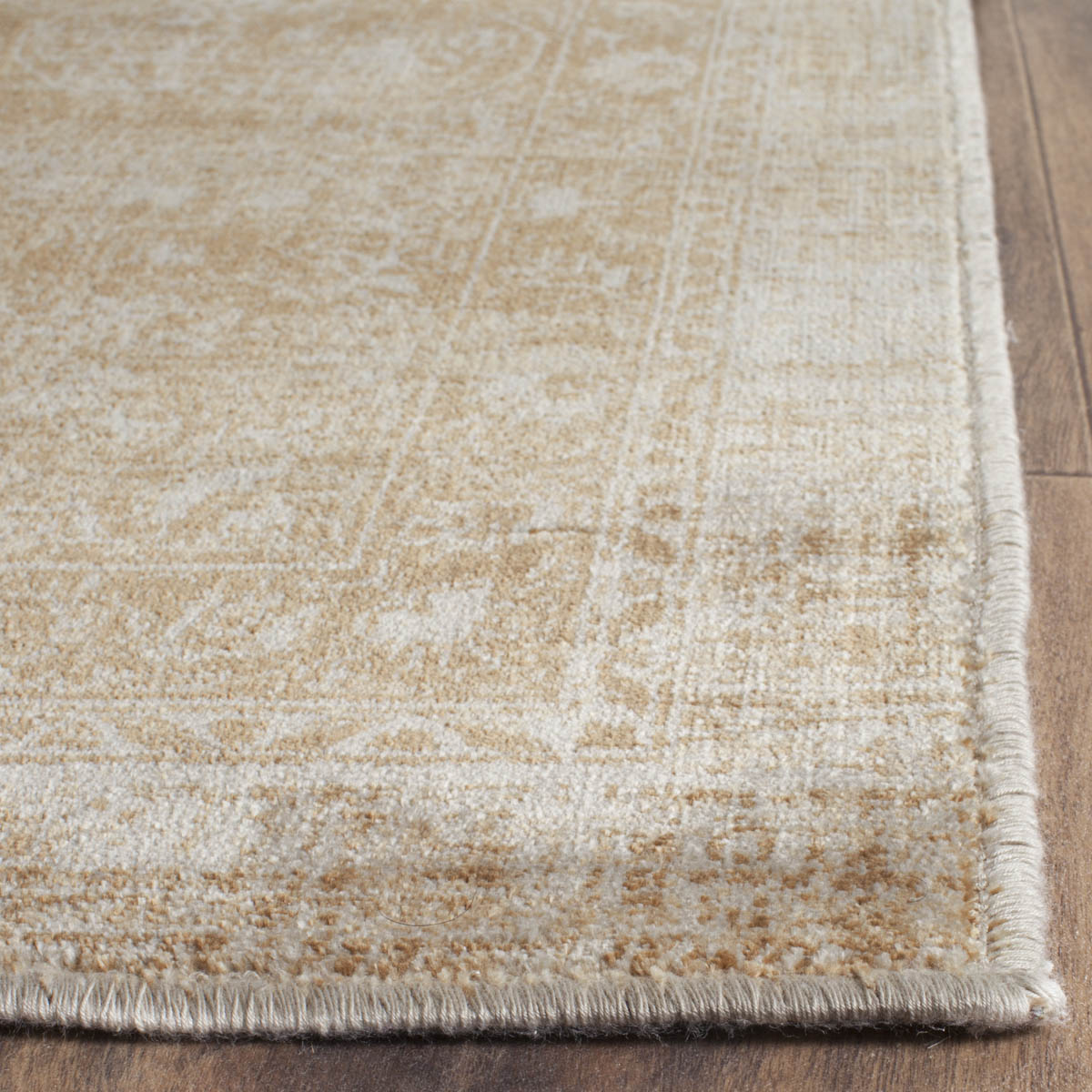 Safavieh Vintage 138 Rug, VTG138 - Creme