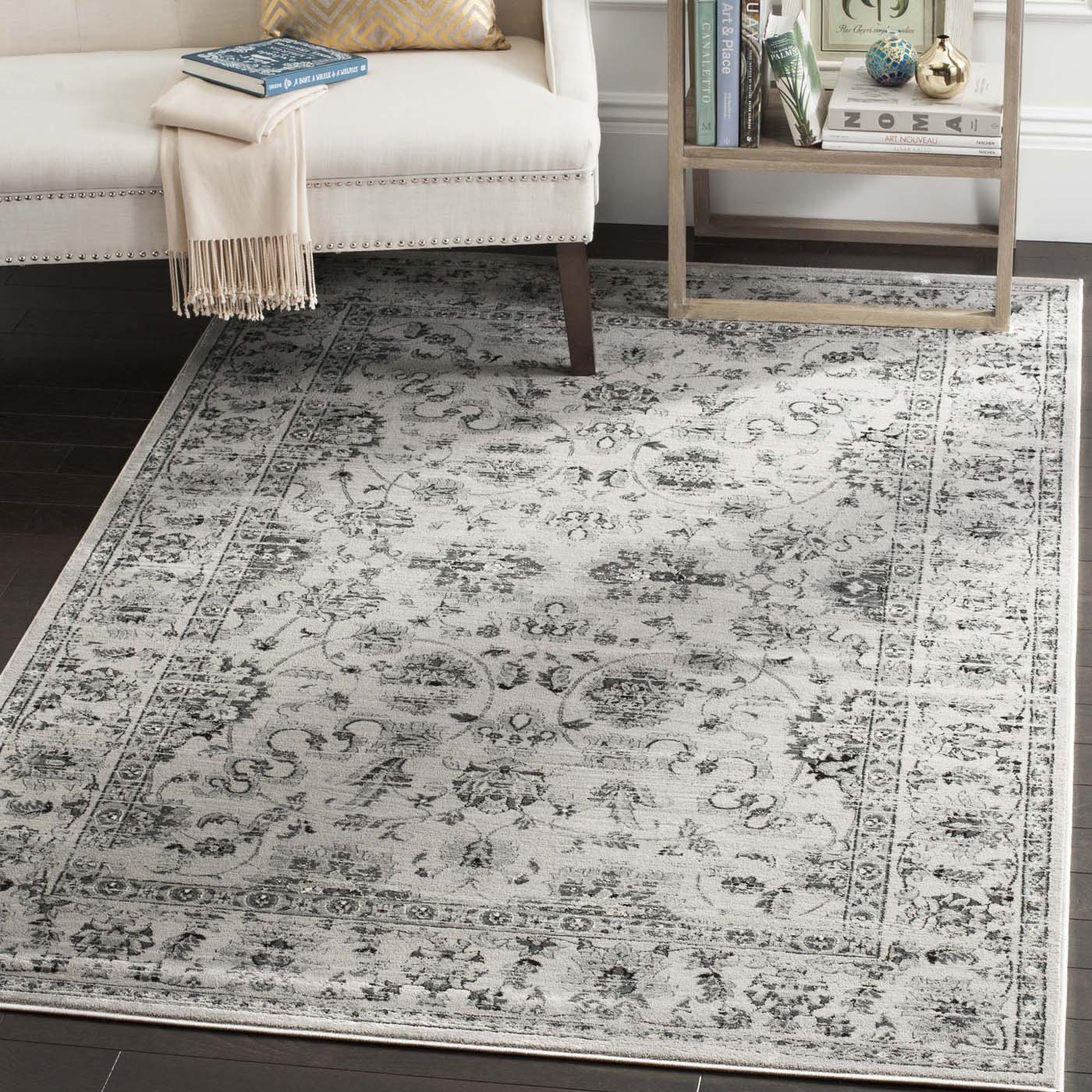 Safavieh Vintage 430 Rug, VTG430 - Grey / Ivory