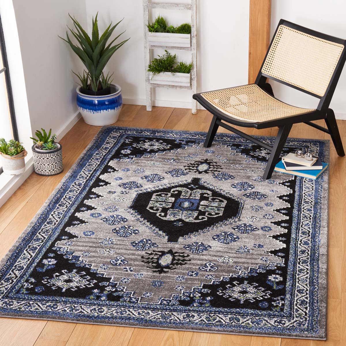 Safavieh Vintage Hamadan 203 Rug, VTH203 - BEIGE / BLACK