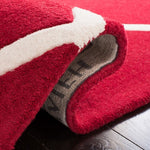 Safavieh Chatham 720 Rug, CHT720 - Red / Ivory