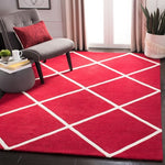 Safavieh Chatham 720 Rug, CHT720 - Red / Ivory