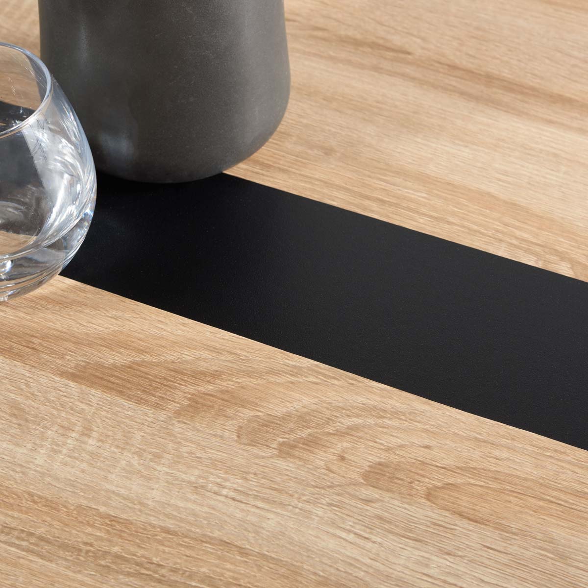 Safavieh Leith Dining Table , DTB5801 - Natural / Black