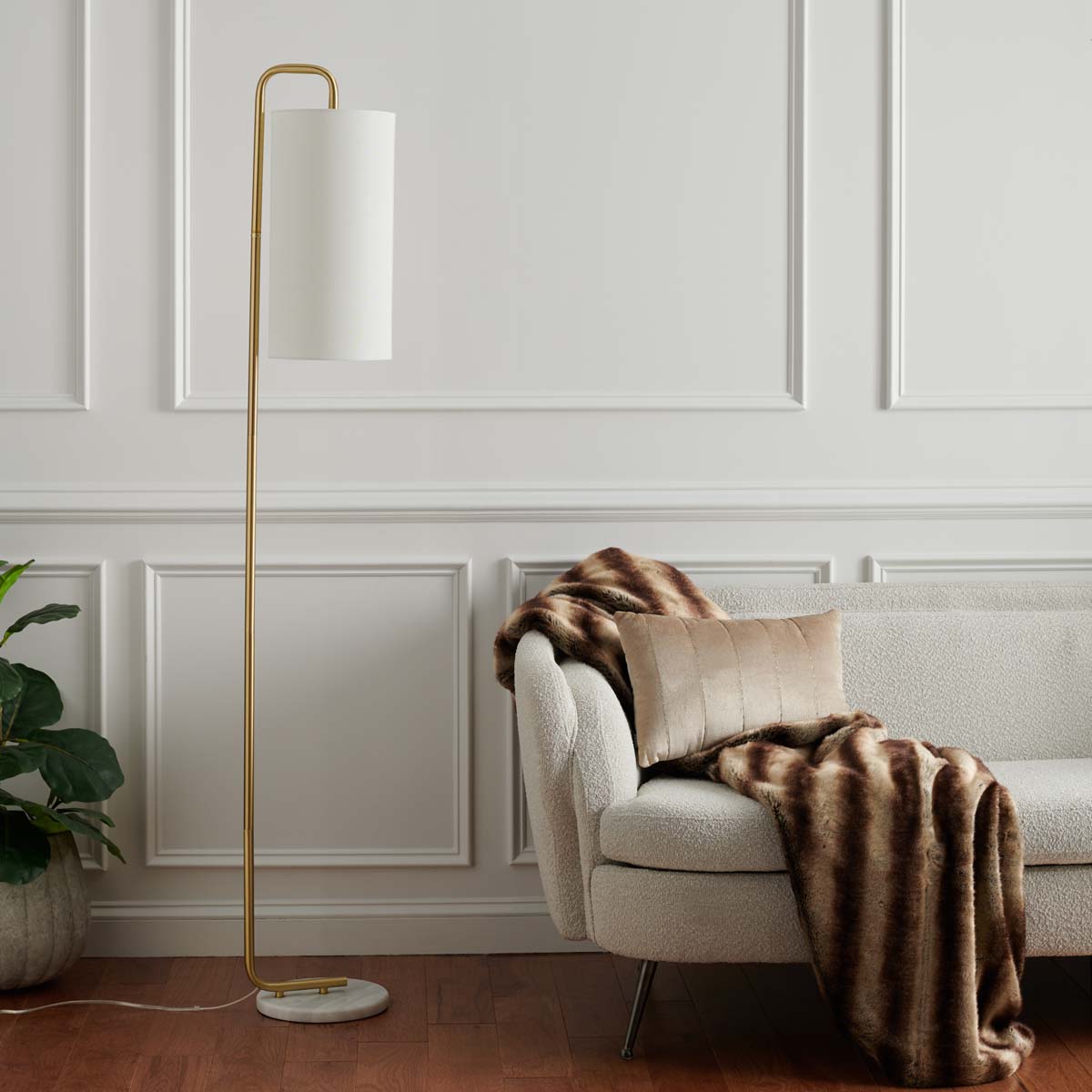 Safavieh Troilus Floor Lamp , FLL7005 - White