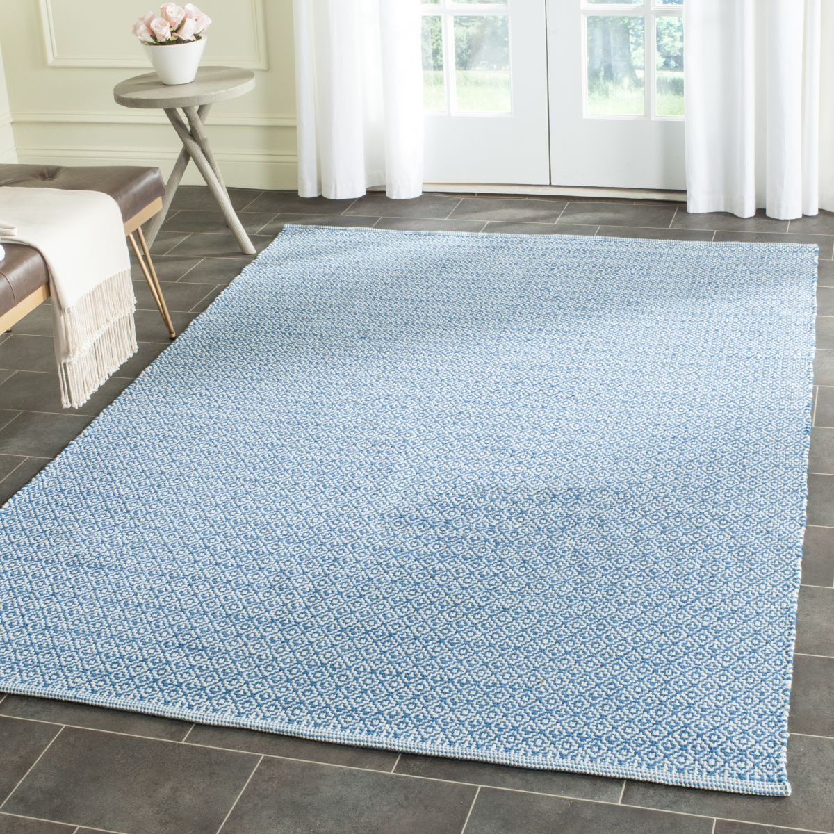 Safavieh Montauk 717 Rug, MTK717 - Ivory / Blue