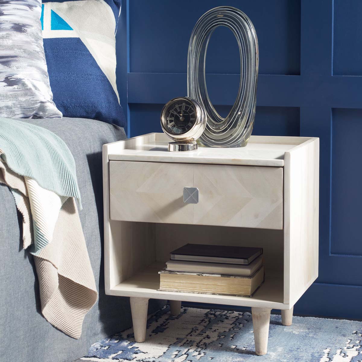 Safavieh Tahseen Parquet Nightstand , NST9004 - White Washed / Silver
