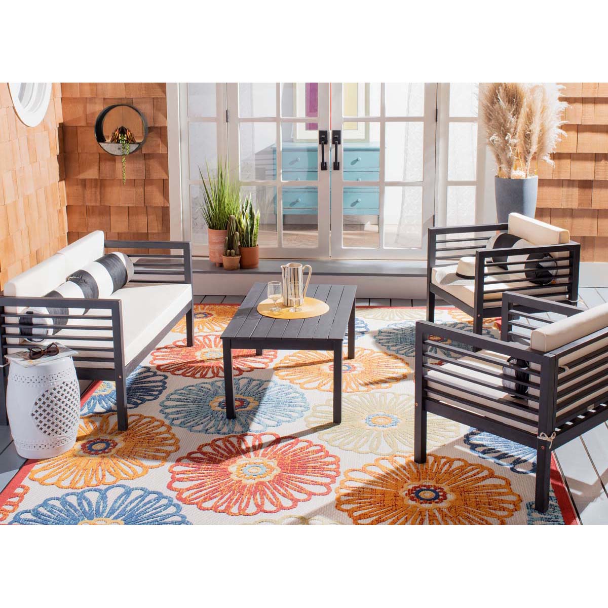 Safavieh Alda 4 Pc Outdoor Set With Accent Pillows , PAT7033 - Black/Beige/Black;White