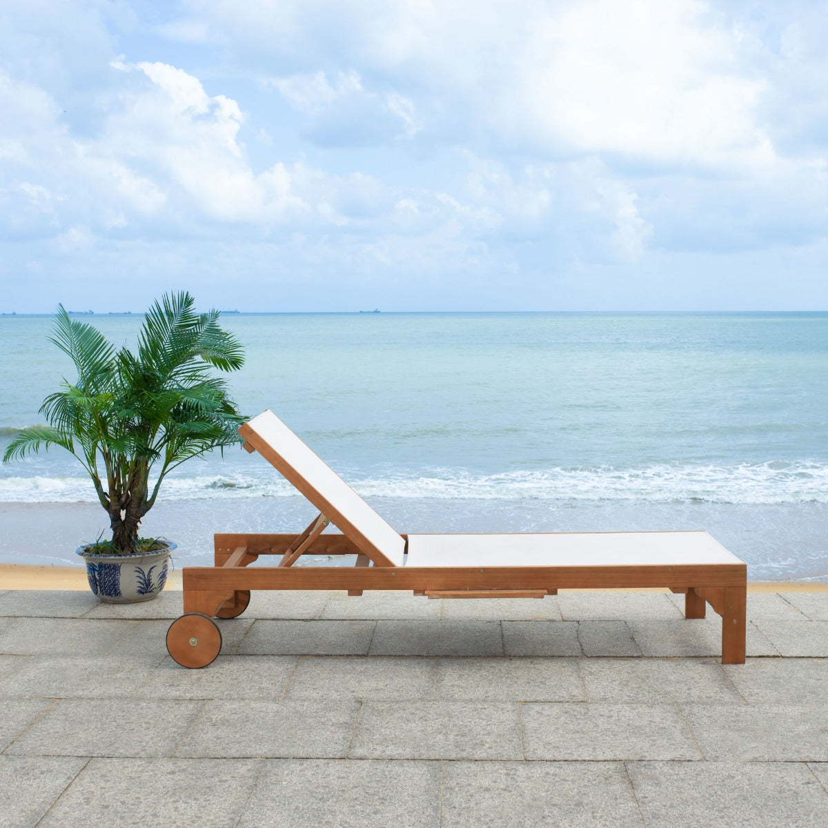 Safavieh Ralden Sunlounger , PAT7070 - Natural/Beige