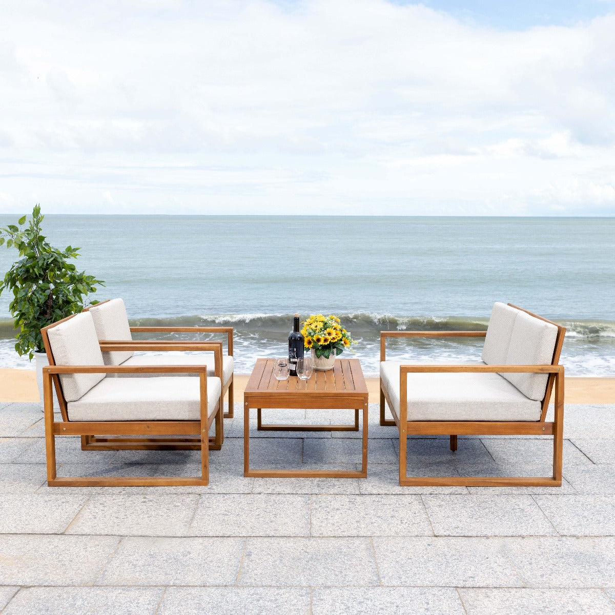 Natural/Light Grey Cushion