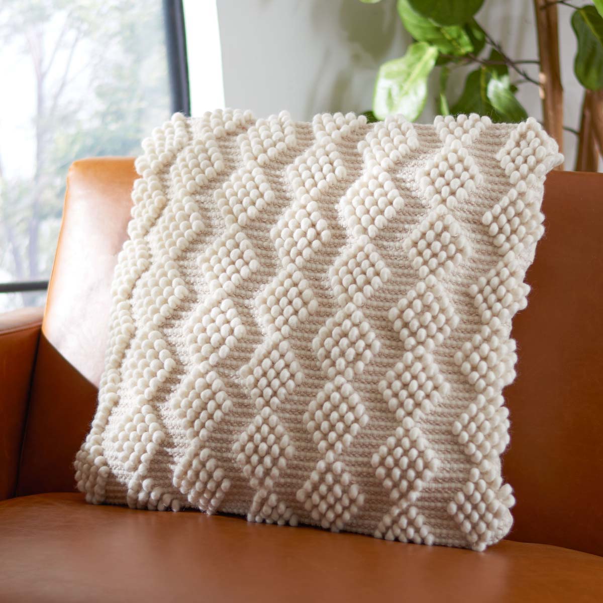 Safavieh Camie Pillow , PLS122 - Ivory
