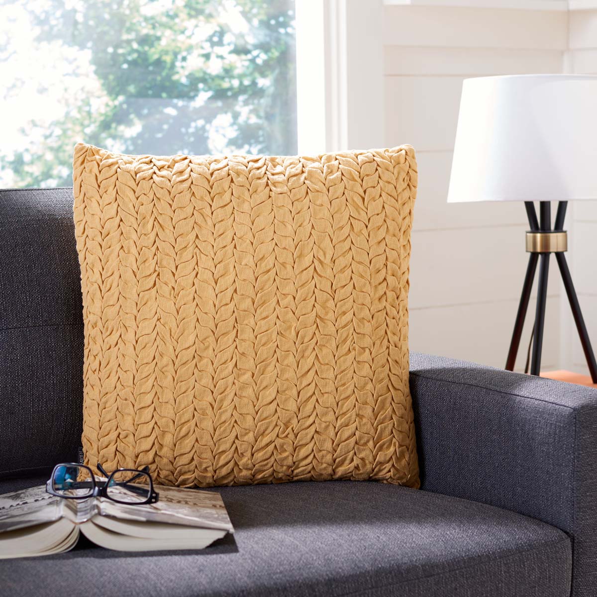 Safavieh Frenie Pillow , PLS6509 - Mustard