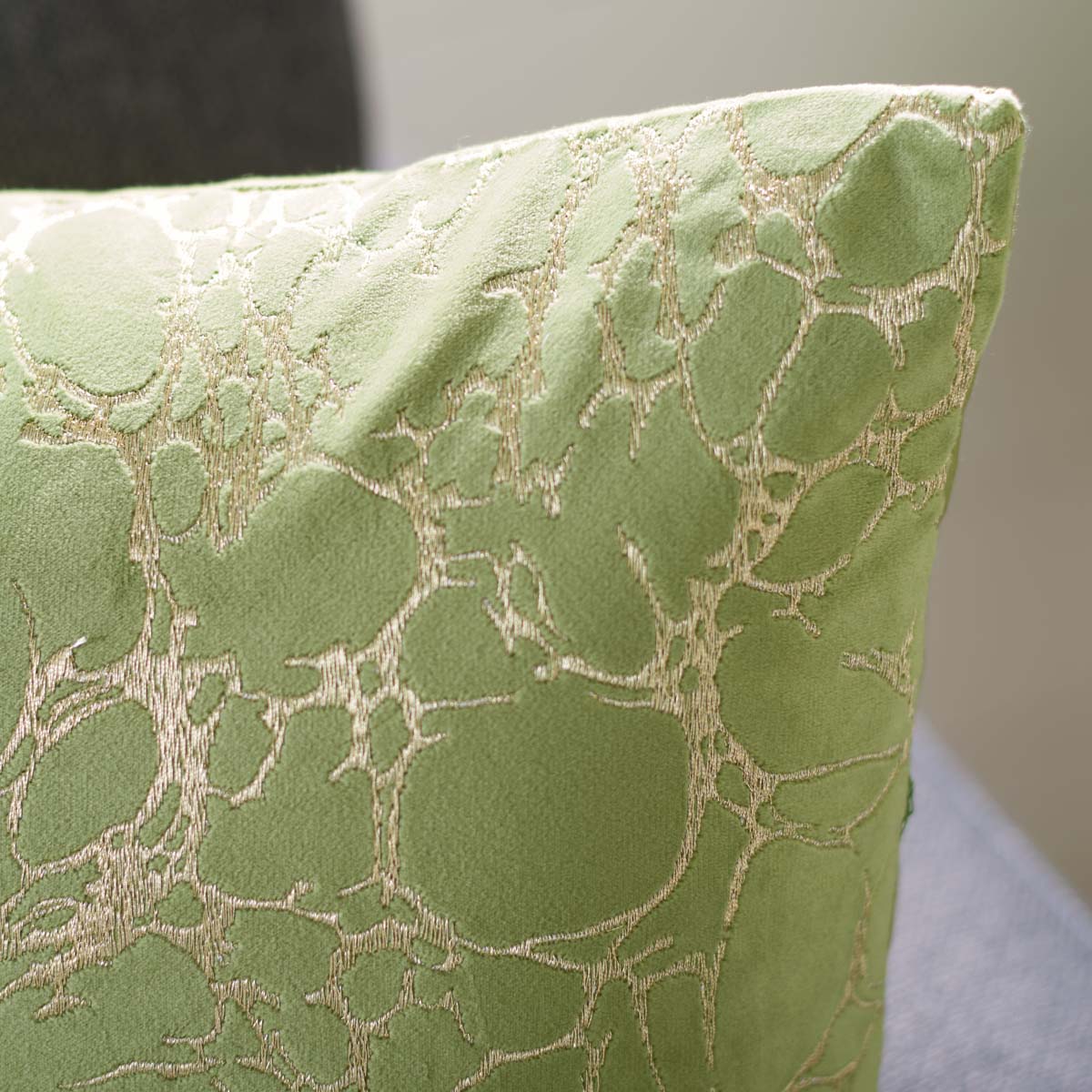 Safavieh Brenla Pillow , PLS6530 - Dark Green