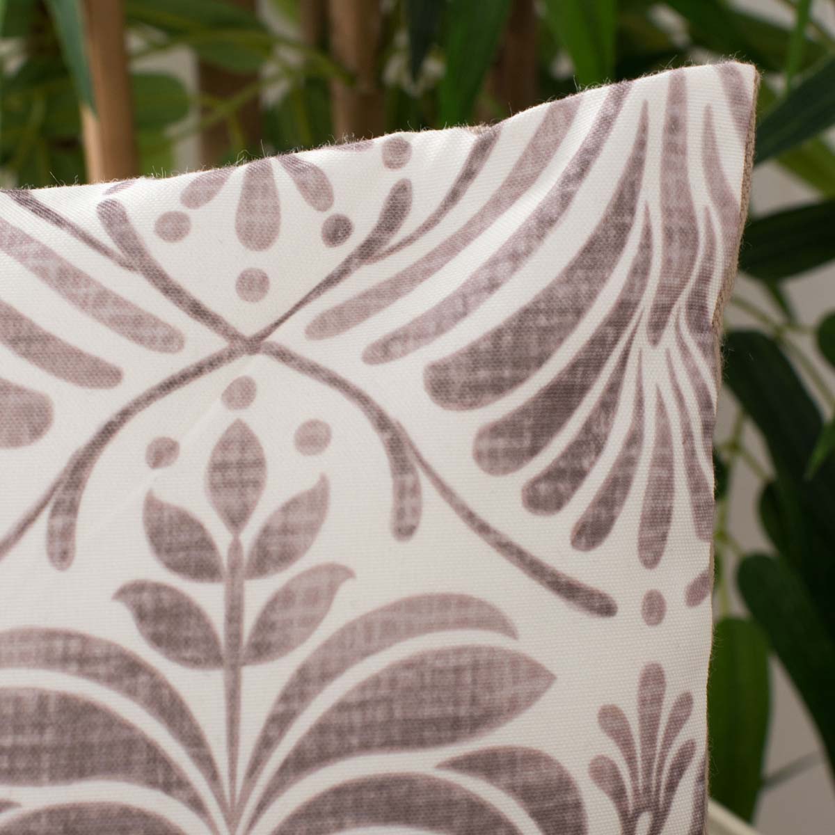 Safavieh Marala Pillow , PLS7159 - Beige / White