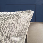 Safavieh Letara Pillow , PLS7182 - Silver / White