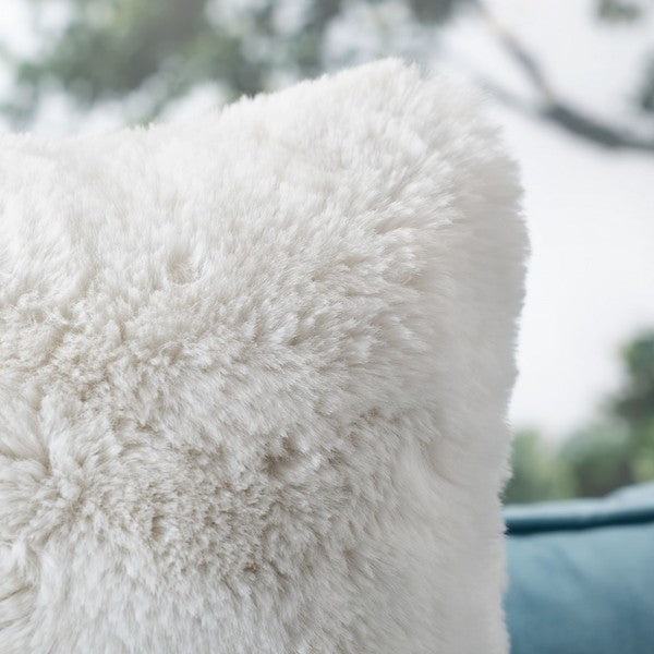 Safavieh Faux Chinchilla Pillow  , PLS725