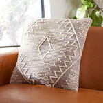 Safavieh Lannie Pillow , PLS9707 - Grey