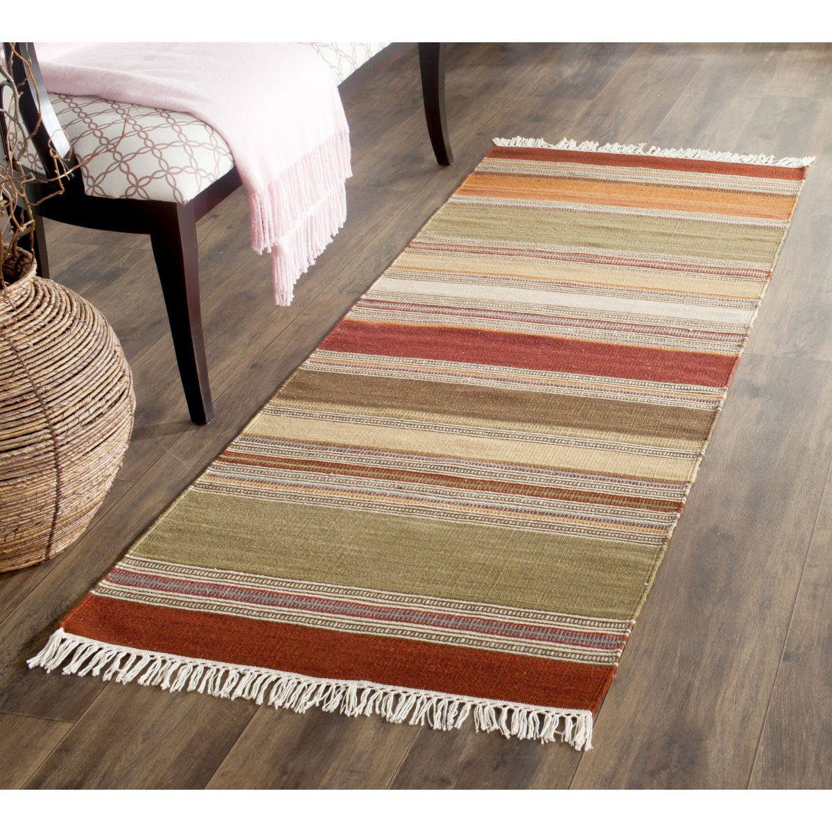 Safavieh Striped Kilim 317 Rug, STK317 - Green