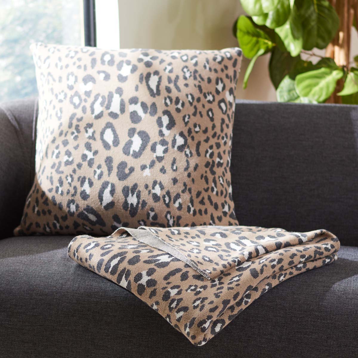 Beige / Black - Beige / Black