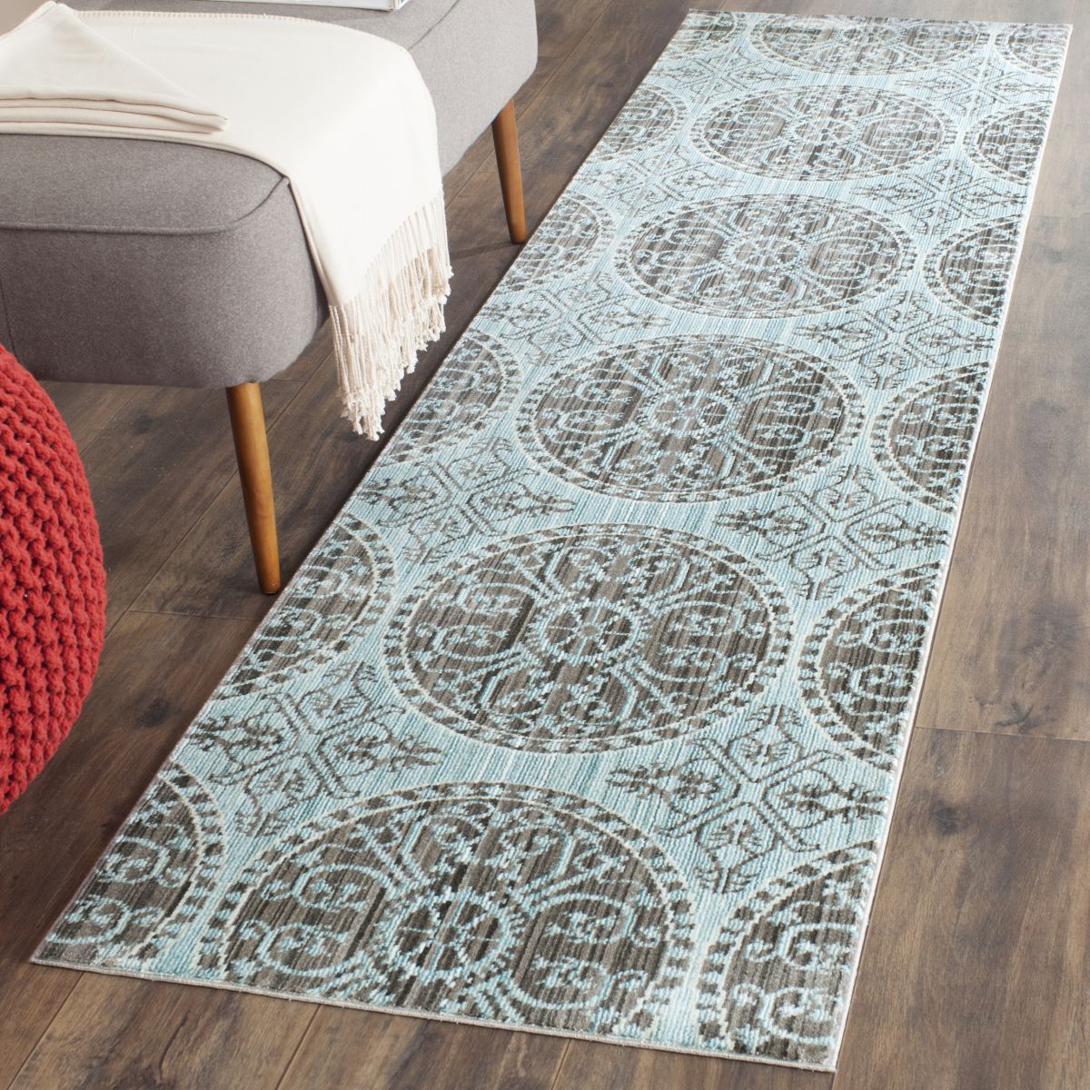 Safavieh Valencia 214 Rug, VAL214 - Brown / Alpine
