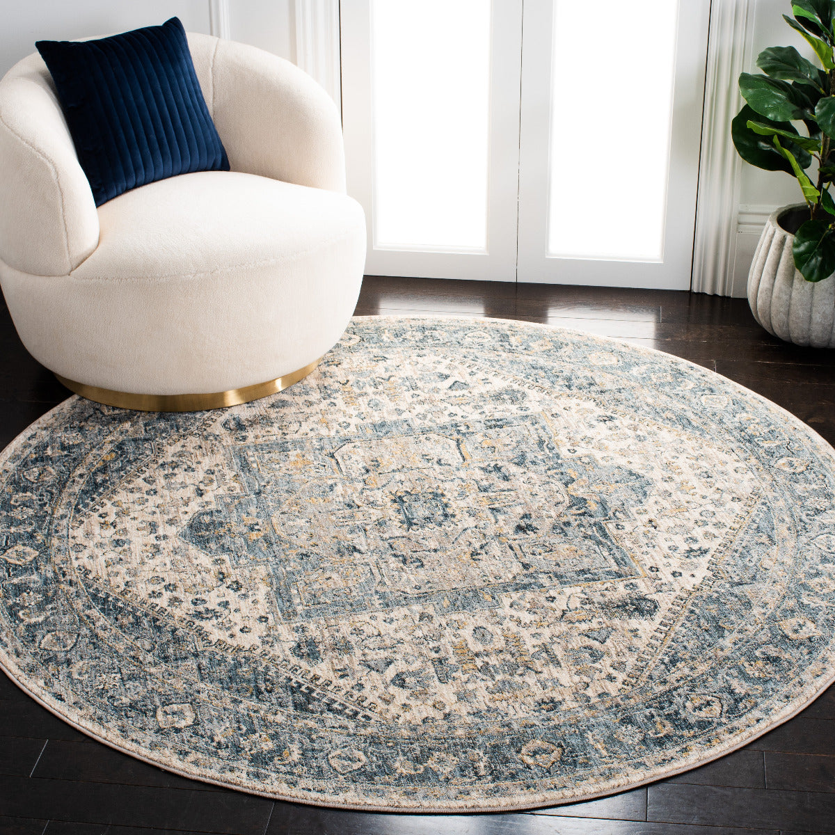 Safavieh Valencia 568 Rug, VAL568 - Ivory / Blue